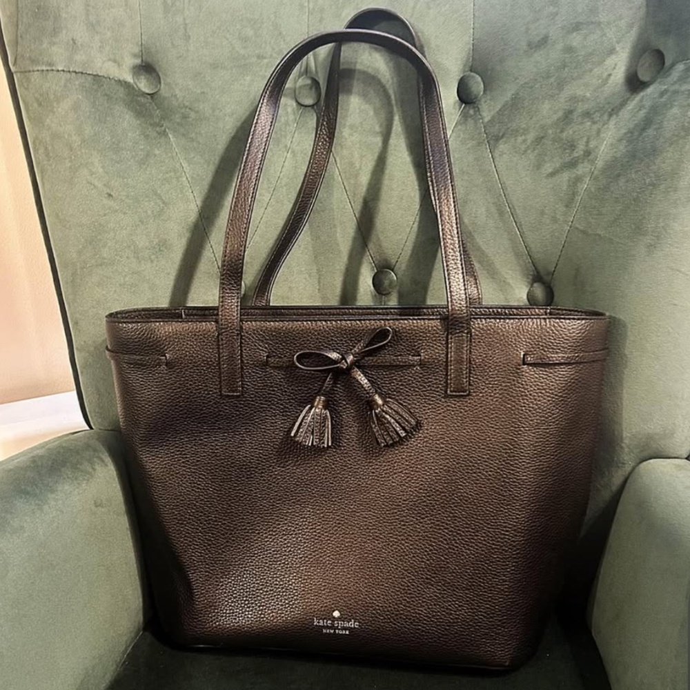 Kate Spade Hayes Street Nandy noir en cuir  GRAND